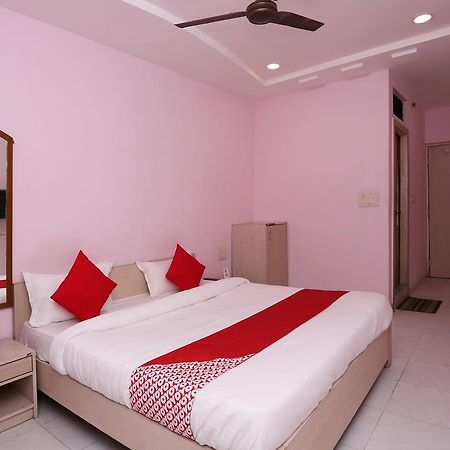 Oyo 12546 Hotel Madhuban Rāipur Exterior foto