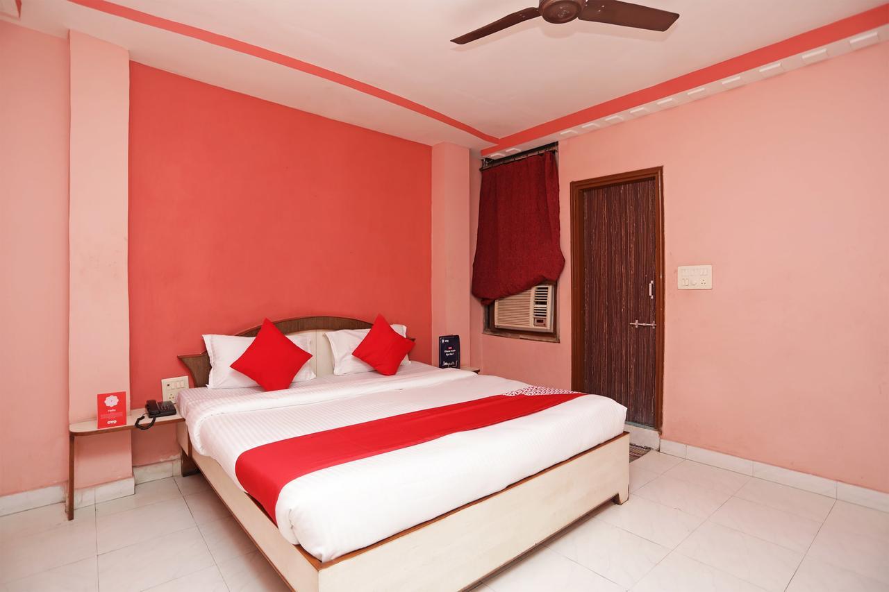Oyo 12546 Hotel Madhuban Rāipur Exterior foto