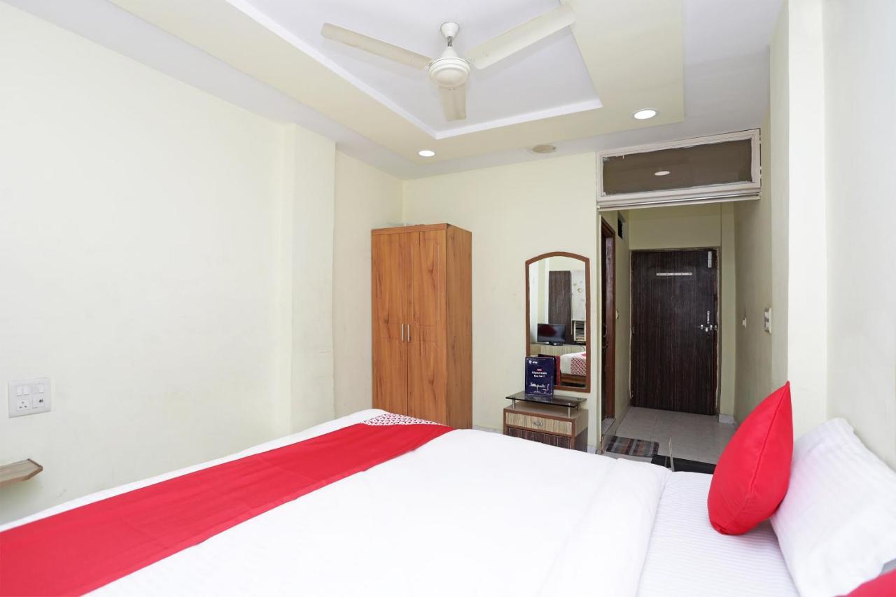 Oyo 12546 Hotel Madhuban Rāipur Exterior foto